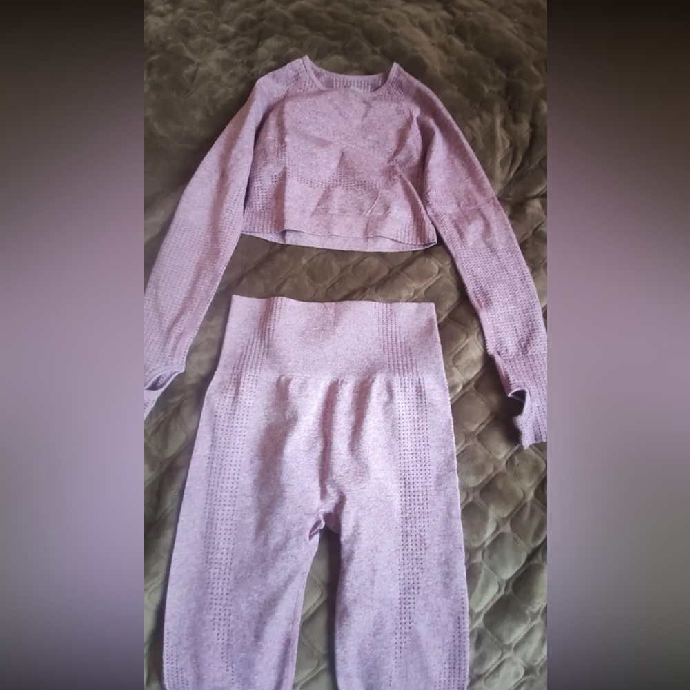 2-piece leggings top set - M